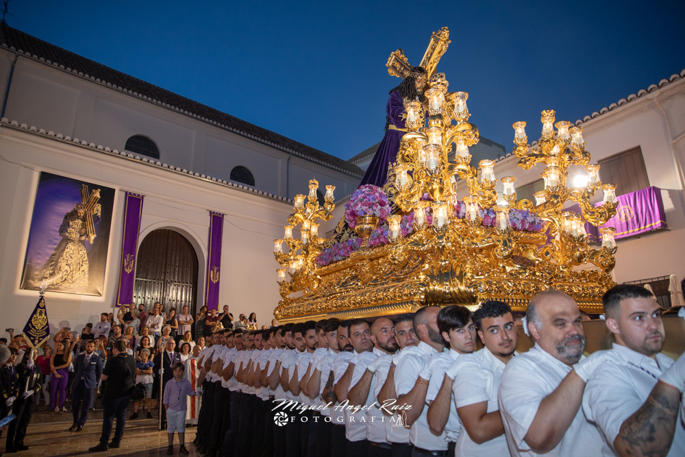Domingo procesión. Día de Jesús 2024